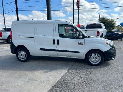 Used 2021 RAM ProMaster City Tradesman image 5