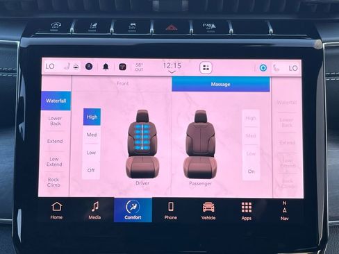 New 2025 Jeep Grand Cherokee Overland w/ Luxury Tech Group IV image 18