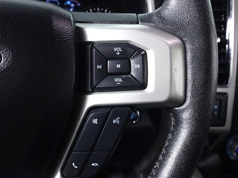 Used 2020 Ford F150 Lariat w/ Equipment Group 502A Luxury AWD/4WD image 15