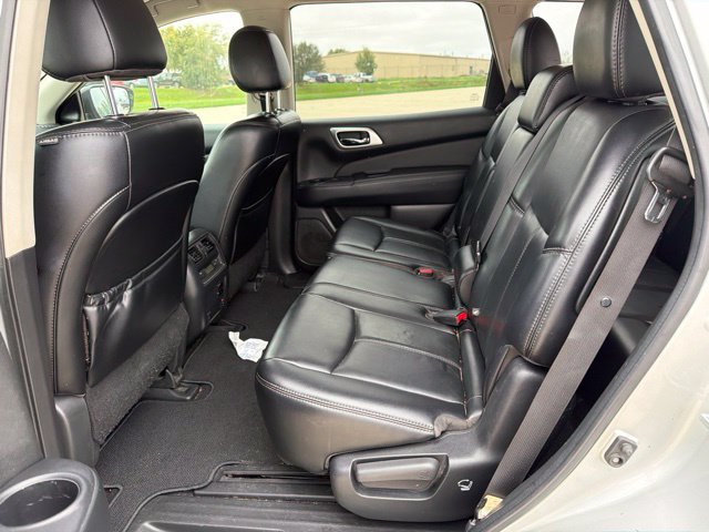 Used 2017 Nissan Pathfinder SL AWD/4WD image 21