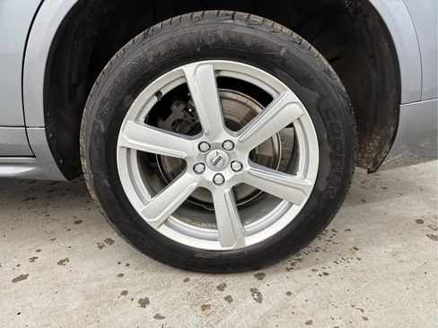 Used 2020 Volvo XC90 T6 Momentum AWD/4WD image 30
