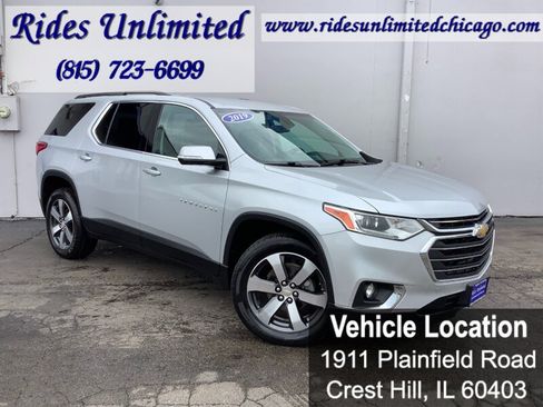 Used 2019 Chevrolet Traverse LT w/ LT Premium Package AWD/4WD image 9