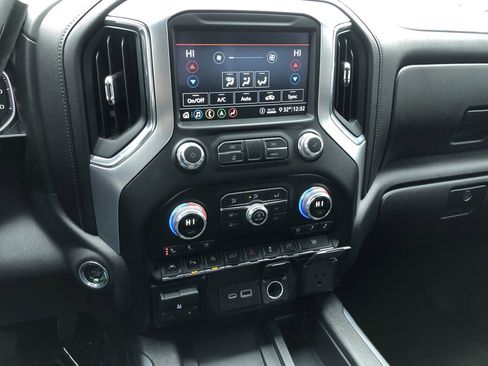 Used 2020 GMC Sierra 1500 SLT w/ SLT Premium Plus Package image 22