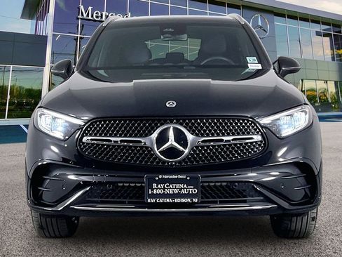 Used 2026 Mercedes-Benz GLC 300 4MATIC image 3