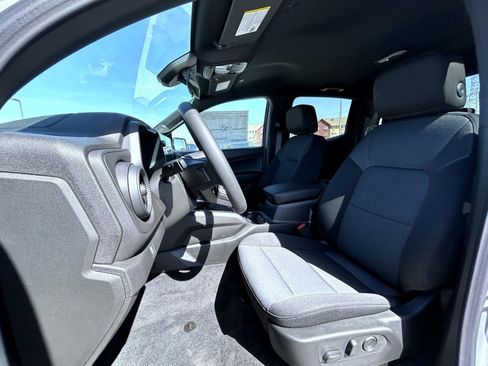 New 2026 Chevrolet Colorado W/T w/ WT Custom Package AWD/4WD image 10