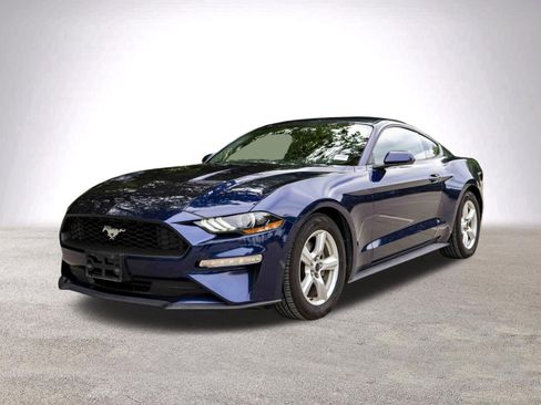 Used 2018 Ford Mustang Coupe image 5
