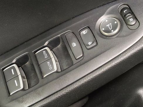 Used 2019 Honda Accord EX image 27