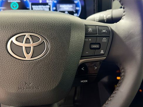 New 2026 Toyota Camry XLE image 19