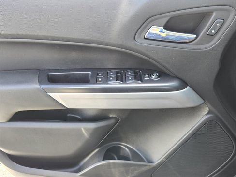 Used 2022 Chevrolet Colorado ZR2 image 32