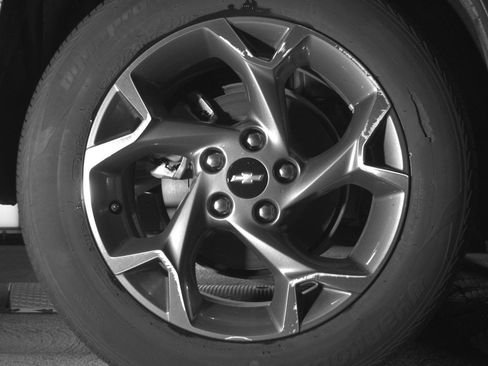 Used 2025 Chevrolet Trax LT FWD image 15