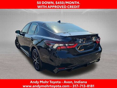 Used 2023 Toyota Camry SE FWD image 5