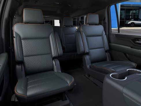 New 2026 GMC Yukon XL AT4 image 17