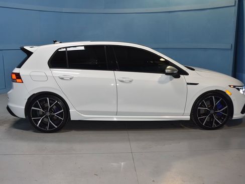 Certified 2023 Volkswagen Golf R image 17
