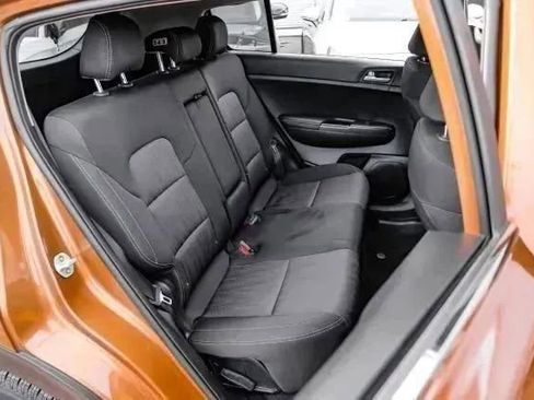 Used 2019 Kia Sportage LX FWD image 38