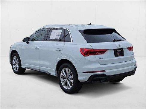 New 2025 Audi Q3 2.0T Premium w/ Convenience Package AWD/4WD image 8