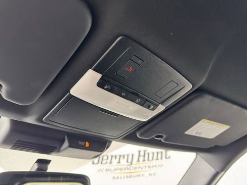 Used 2023 Mitsubishi Outlander SE Black Edition image 23