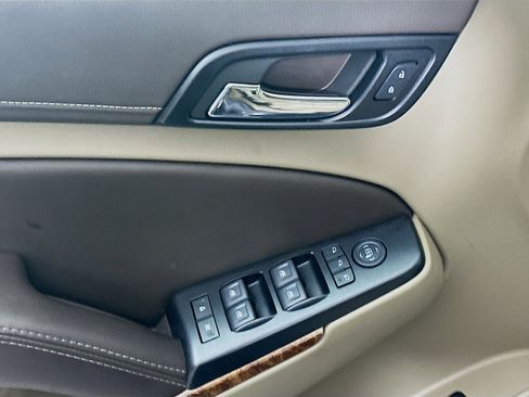 Used 2019 Chevrolet Tahoe Premier image 15