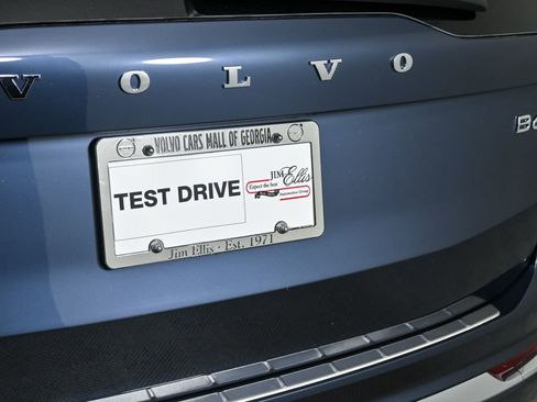 Used 2026 Volvo XC90 B6 Plus w/ Protection Package Premier image 39