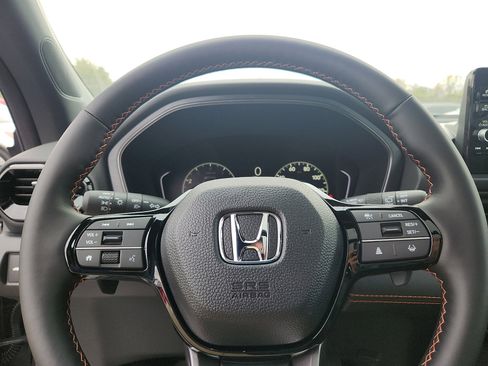New 2025 Honda Pilot TrailSport image 14