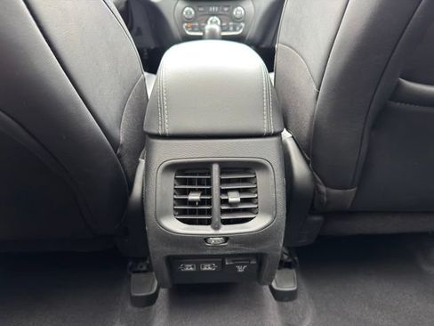 Used 2023 Jeep Cherokee Altitude Lux w/ Lux Elite Package AWD/4WD image 10