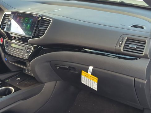New 2026 Honda Ridgeline Black Edition image 21
