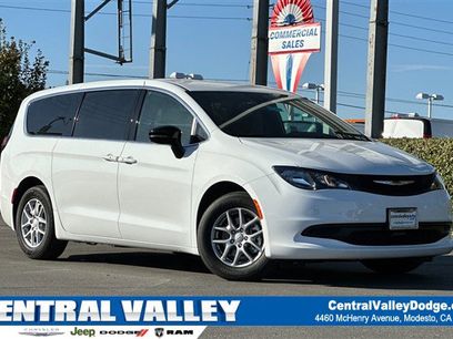 New 2026 Chrysler Voyager LX