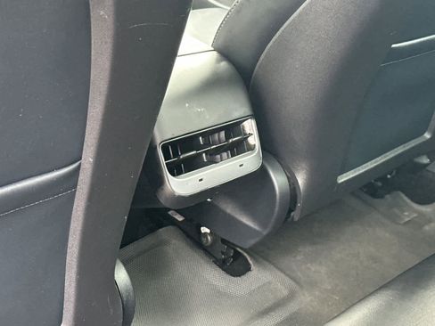 Used 2022 Tesla Model 3 image 13