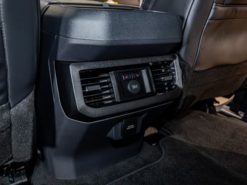 Used 2026 Ford F250 Platinum image 22