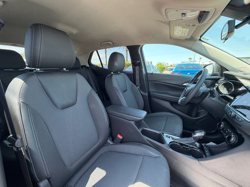 Used 2022 Buick Encore GX Preferred FWD image 19