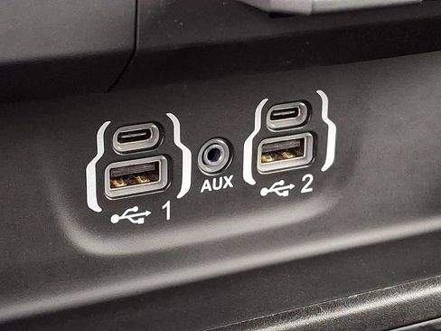 Used 2022 RAM 1500 Big Horn AWD/4WD image 25
