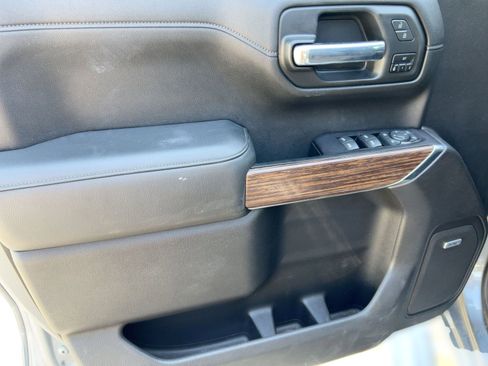 Certified 2020 Chevrolet Silverado 1500 High Country w/ Technology Package image 9