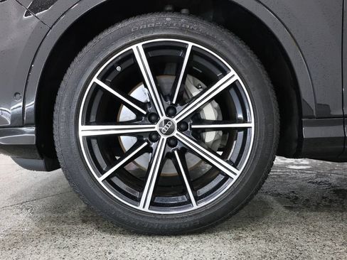 Used 2024 Audi Q7 3.0T Prestige AWD/4WD image 5