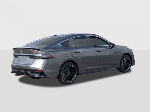 New 2026 Nissan Sentra SR w/ SR Premium Package image 5