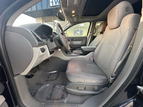 Used 2016 GMC Acadia SLE image 10