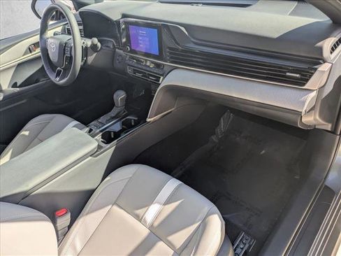 Certified 2025 Toyota Camry SE w/ Convenience Package image 20