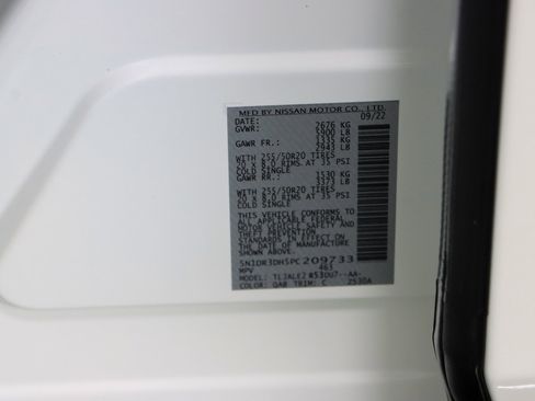 Used 2023 Nissan Pathfinder Platinum image 35