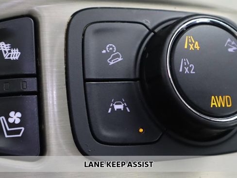 Used 2020 GMC Terrain Denali w/ Denali Premium Package image 8