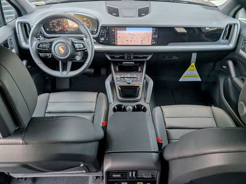 New 2026 Porsche Cayenne AWD/4WD image 22