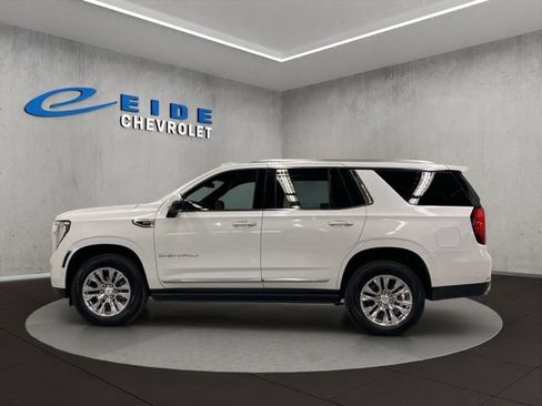 Used 2025 GMC Yukon Denali w/ Sun & Power Step Package AWD/4WD image 7