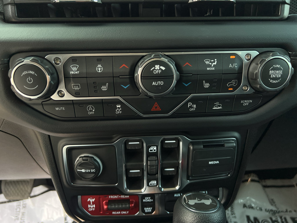 Used 2026 Jeep Wrangler Unlimited Rubicon w/ Safety Group AWD/4WD image 25