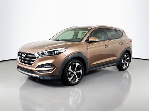 Used 2016 Hyundai Tucson Sport image 4