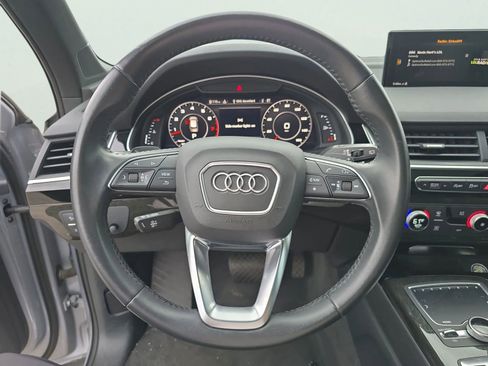 Used 2019 Audi Q7 3.0T Premium Plus w/ Premium Plus Package AWD/4WD image 16