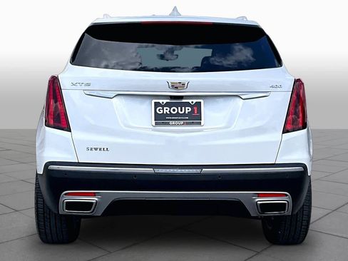 Used 2023 Cadillac XT5 Premium Luxury w/ Technology Package FWD image 5