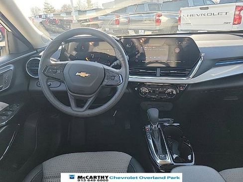 New 2026 Chevrolet Trax LT w/ LPO, Blackout Package image 14