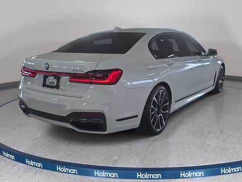 Used 2021 BMW 750i xDrive w/ Executive Package AWD/4WD image 6