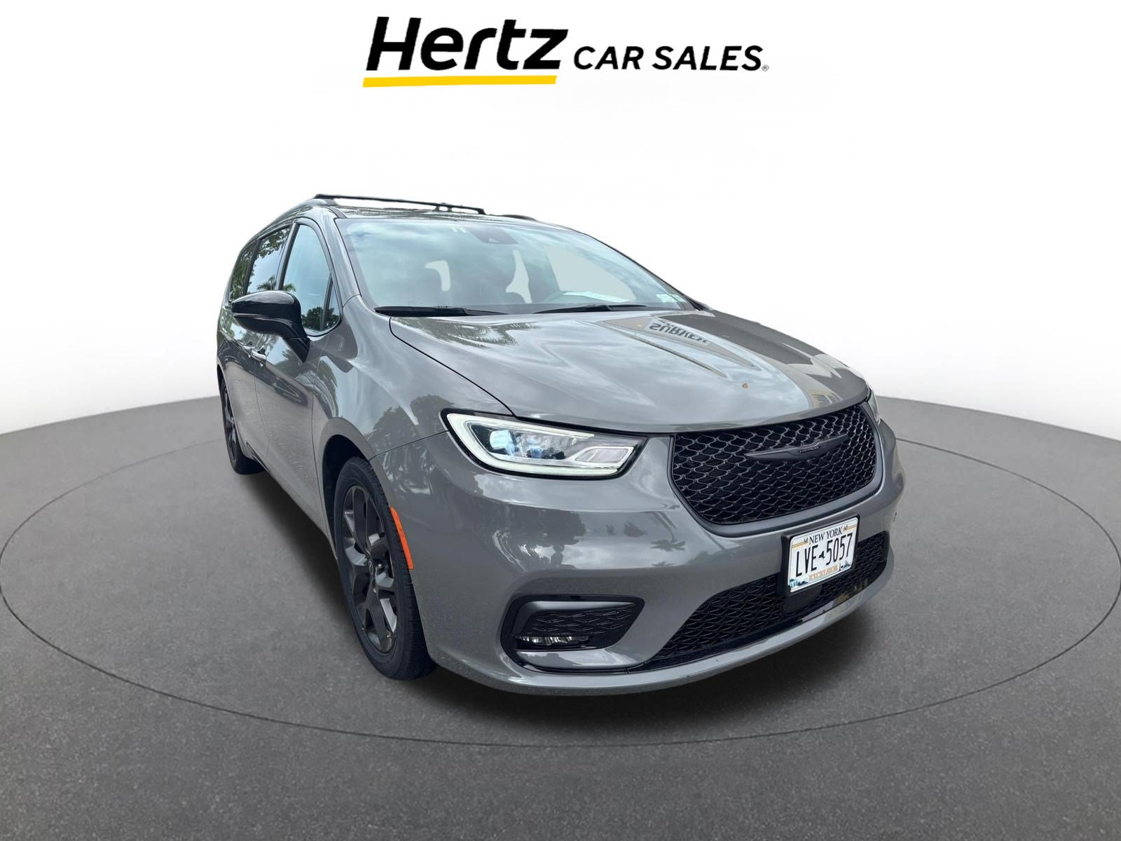 Used 2025 Chrysler Pacifica Limited FWD image 1