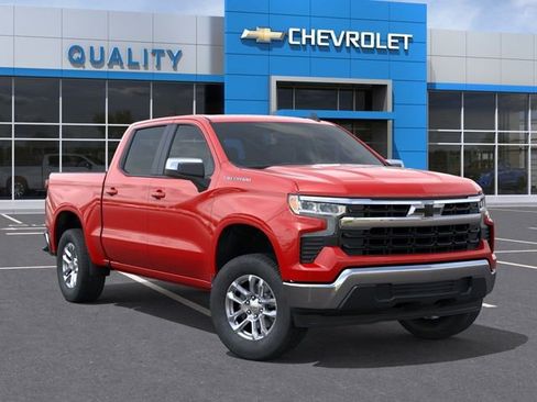 Used 2025 Chevrolet Silverado 1500 LT w/ Protection Package RWD image 7