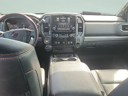 Used 2024 Nissan Titan PRO-4X w/ Pro-4x Convenience Package AWD/4WD image 9