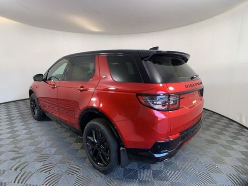 New 2025 Land Rover Discovery Sport Dynamic SE image 5