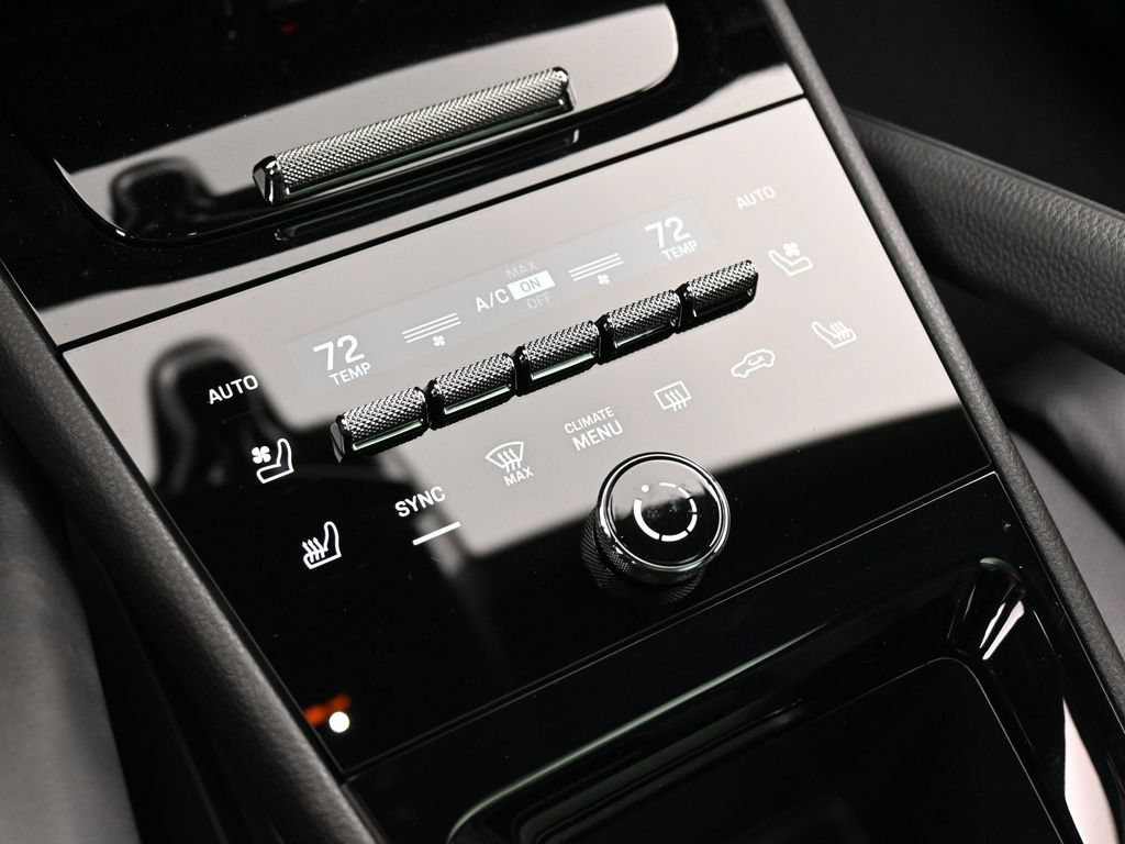 Certified 2026 Porsche Cayenne AWD/4WD image 21